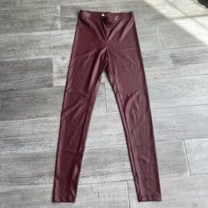 Burgundy faux leather legging